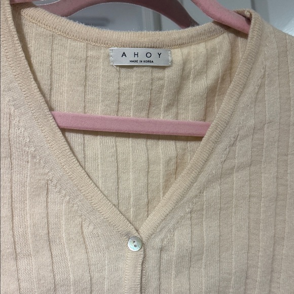 Women's Cream Ribbed Sweater - Picture 3 of 6